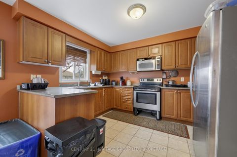 Photo 17 at 30 Lang Drive, Northwest, Barrie