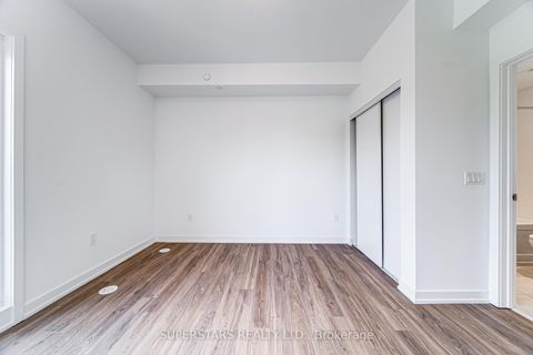 Photo 22 at 31 Calamint Lane, L'Amoreaux, Toronto