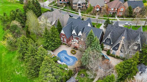 Photo 5 at 4 The Fairways, Angus Glen, Markham