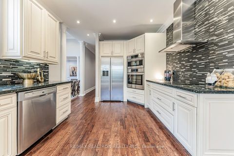 Photo 13 at 4 The Fairways, Angus Glen, Markham