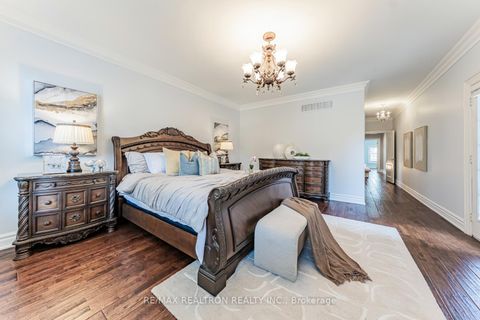 Photo 21 at 4 The Fairways, Angus Glen, Markham