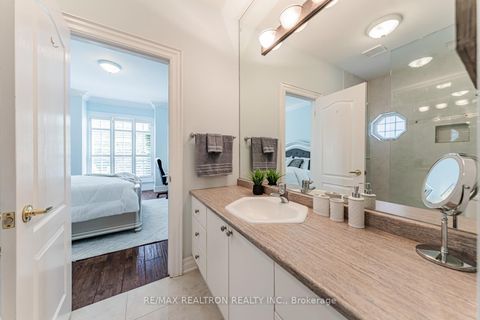 Photo 27 at 4 The Fairways, Angus Glen, Markham