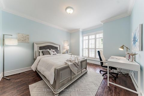 Photo 30 at 4 The Fairways, Angus Glen, Markham