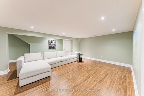 Photo 39 at 4 The Fairways, Angus Glen, Markham