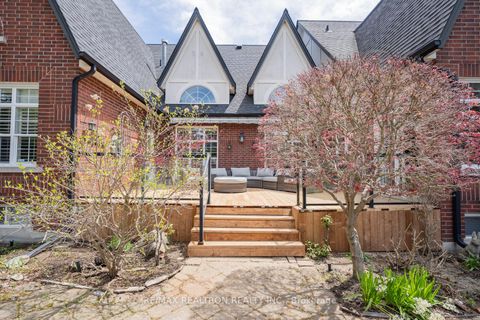 Photo 47 at 4 The Fairways, Angus Glen, Markham