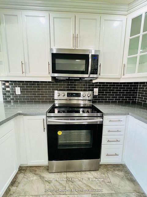 Photo 2 at 11 - 50 Blackwell Avenue, Malvern, Toronto