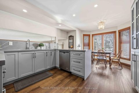 Photo 17 at 575 Park Crescent, West Shore, Pickering
