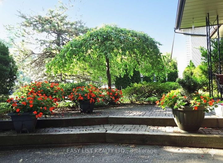 Photo 1 at 1035 Oshawa Boulevard N, Centennial, Oshawa