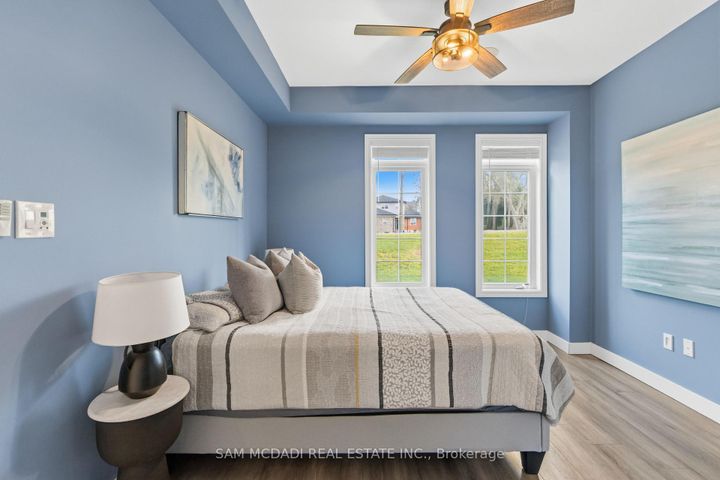 Photo 30 at 9 - 215 Dundas Street E, Waterdown, Hamilton