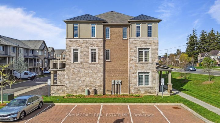 Photo 38 at 9 - 215 Dundas Street E, Waterdown, Hamilton