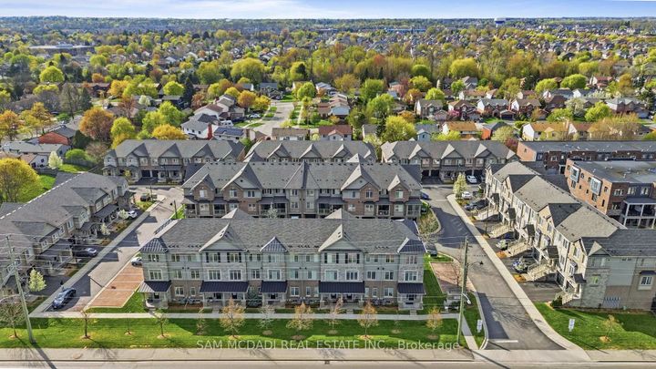 Photo 40 at 9 - 215 Dundas Street E, Waterdown, Hamilton
