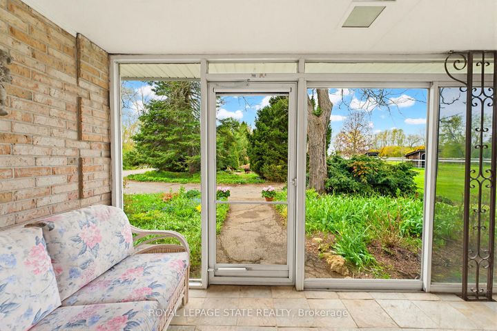 Photo 6 at 10 Huisman Lane, Rural Flamborough, Hamilton