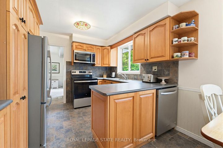 Photo 13 at 10 Huisman Lane, Rural Flamborough, Hamilton