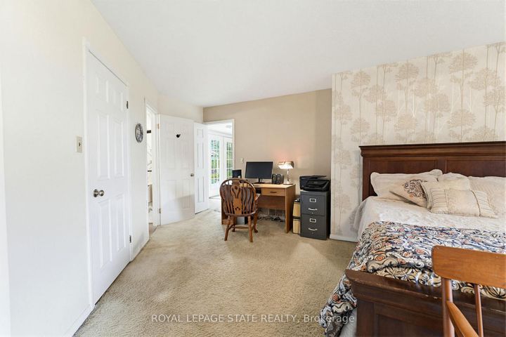 Photo 25 at 10 Huisman Lane, Rural Flamborough, Hamilton