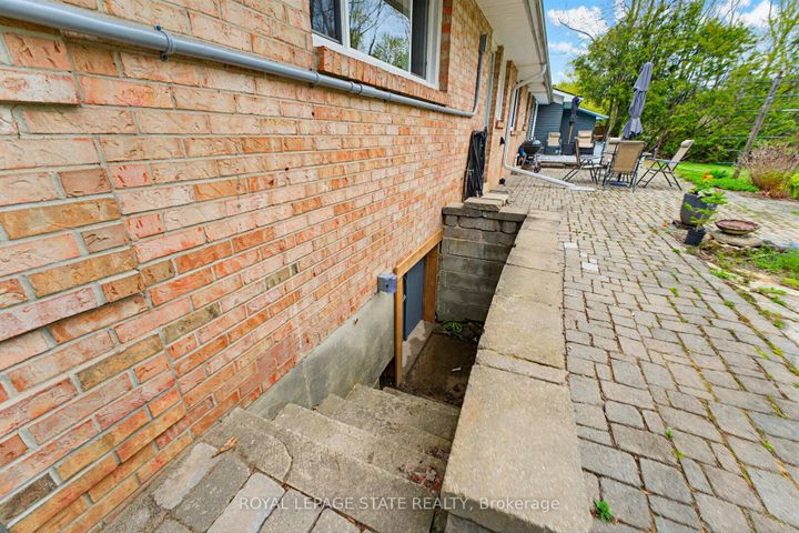 Photo 38 at 10 Huisman Lane, Rural Flamborough, Hamilton