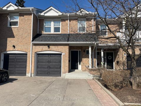 Photo 2 at 79 Tamarack Circle, The Westway, Toronto