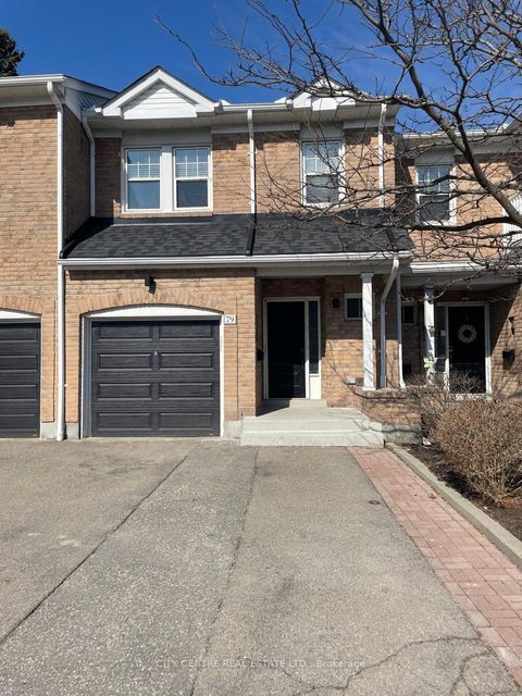 Photo 3 at 79 Tamarack Circle, The Westway, Toronto