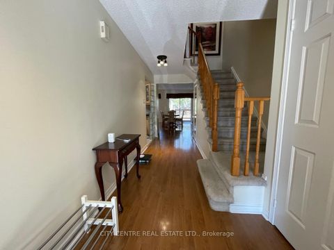 Photo 4 at 79 Tamarack Circle, The Westway, Toronto