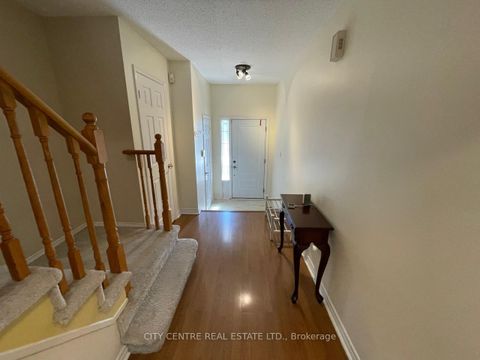 Photo 13 at 79 Tamarack Circle, The Westway, Toronto