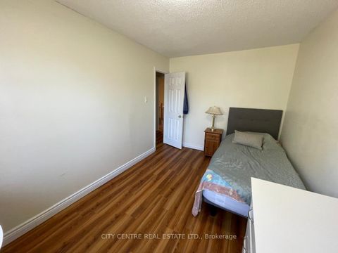 Photo 21 at 79 Tamarack Circle, The Westway, Toronto