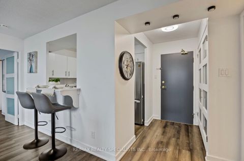 Photo 12 at 311 - 330 Mccowan Road, Eglinton East, Toronto