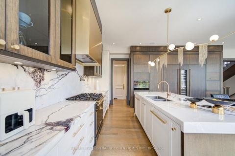 Photo 22 at 15 Ames Circle, Don Mills, Toronto