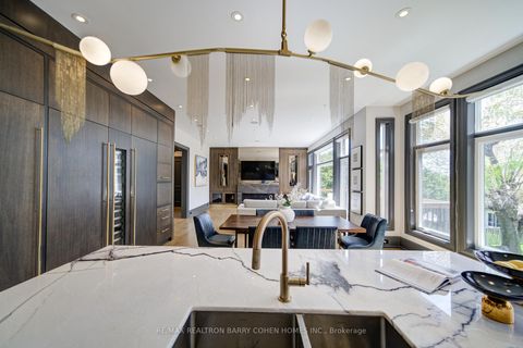 Photo 24 at 15 Ames Circle, Don Mills, Toronto