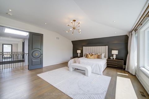 Photo 30 at 15 Ames Circle, Don Mills, Toronto