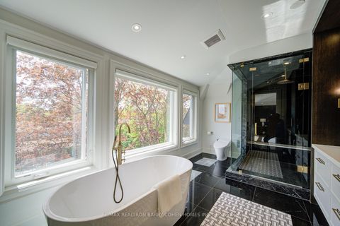 Photo 32 at 15 Ames Circle, Don Mills, Toronto