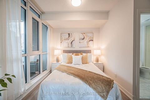 Photo 5 at 1502 - 30 Nelson Street, Waterfront Communities C1, Toronto