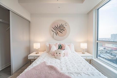 Photo 8 at 1502 - 30 Nelson Street, Waterfront Communities C1, Toronto