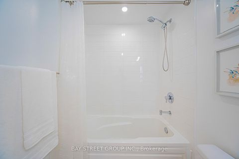 Photo 41 at 1502 - 30 Nelson Street, Waterfront Communities C1, Toronto