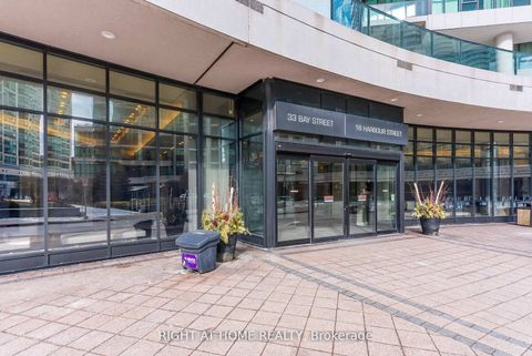 Photo 3 at 603 - 33 Bay Street, Waterfront Communities C1, Toronto