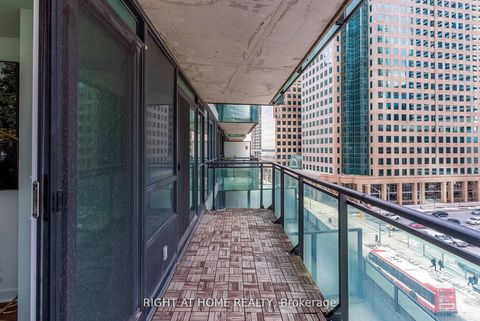 Photo 31 at 603 - 33 Bay Street, Waterfront Communities C1, Toronto