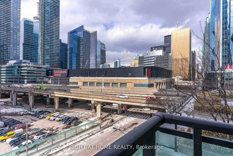 Photo 32 at 603 - 33 Bay Street, Waterfront Communities C1, Toronto