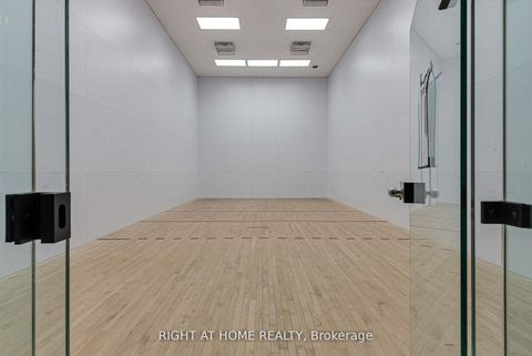 Photo 38 at 603 - 33 Bay Street, Waterfront Communities C1, Toronto
