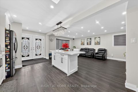 Photo 7 at 314 Morrish Road S, Highland Creek, Toronto
