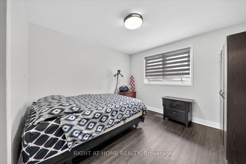 Photo 13 at 314 Morrish Road S, Highland Creek, Toronto