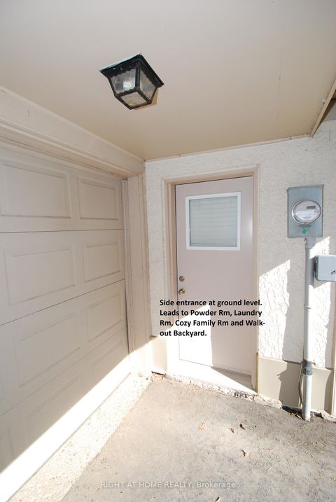 Photo 4 at 59 Cheryl Shepway, Don Valley Village, Toronto