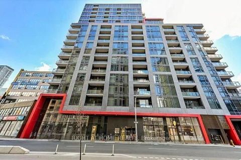 Photo 19 at 711 - 435 Richmond Street W, Waterfront Communities C1, Toronto