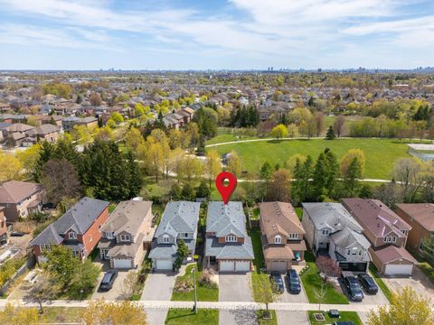 Photo 4 at 65 Springer Drive S, Westbrook, Richmond Hill