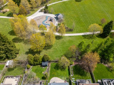 Photo 9 at 65 Springer Drive S, Westbrook, Richmond Hill