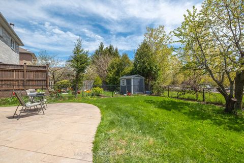 Photo 13 at 65 Springer Drive S, Westbrook, Richmond Hill