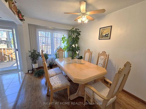 Photo 4 at 28 Foxtail Ridge, Armitage, Newmarket
