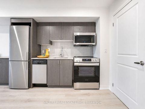 Photo 8 at 1 - 183 William Duncan Road, CFB, Toronto