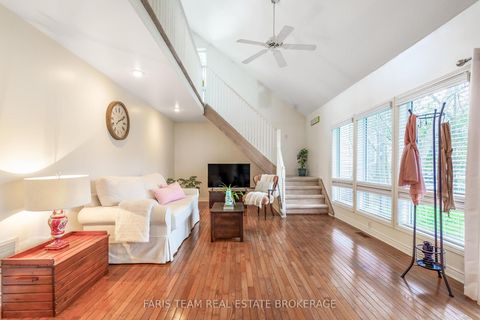 Photo 9 at 2720 Ireton Street, Rural Innisfil, Innisfil