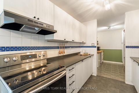 Photo 5 at 44 Hadden Crescent, Cundles East, Barrie
