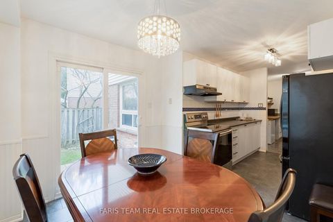 Photo 8 at 44 Hadden Crescent, Cundles East, Barrie
