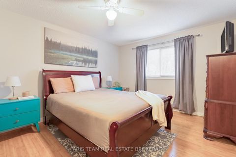 Photo 12 at 44 Hadden Crescent, Cundles East, Barrie