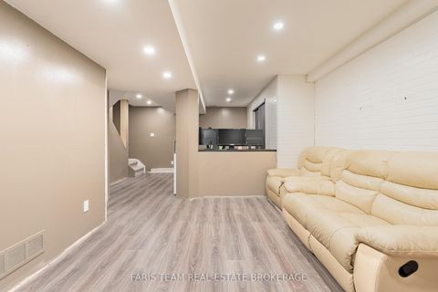Photo 19 at 44 Hadden Crescent, Cundles East, Barrie